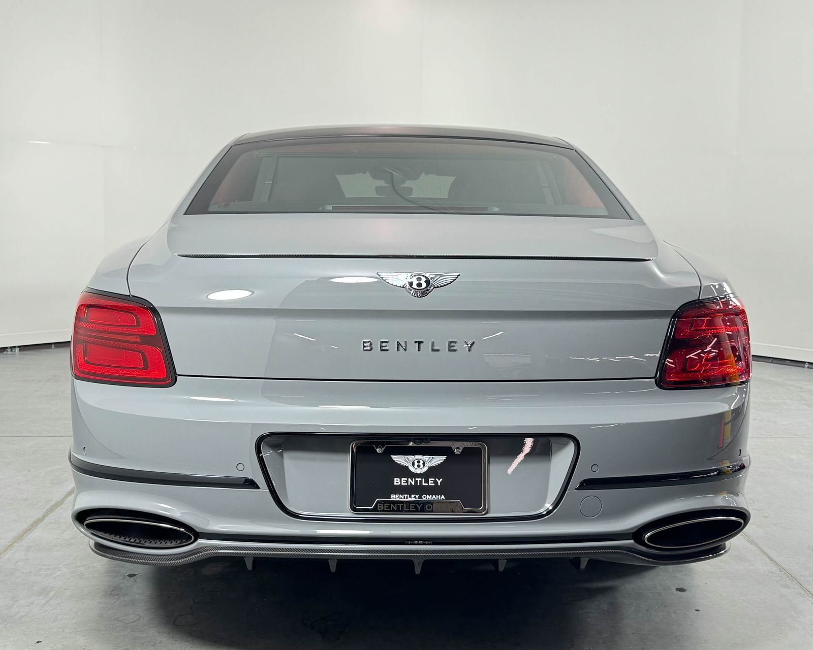 New 2025 Bentley Flying Spur Plug-In Hybrid image 10