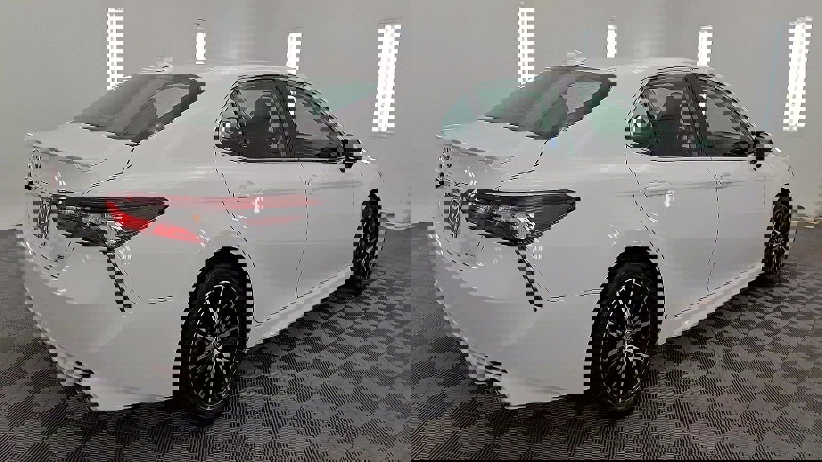 Certified 2024 Toyota Camry SE w/ Cold Weather Package image 4