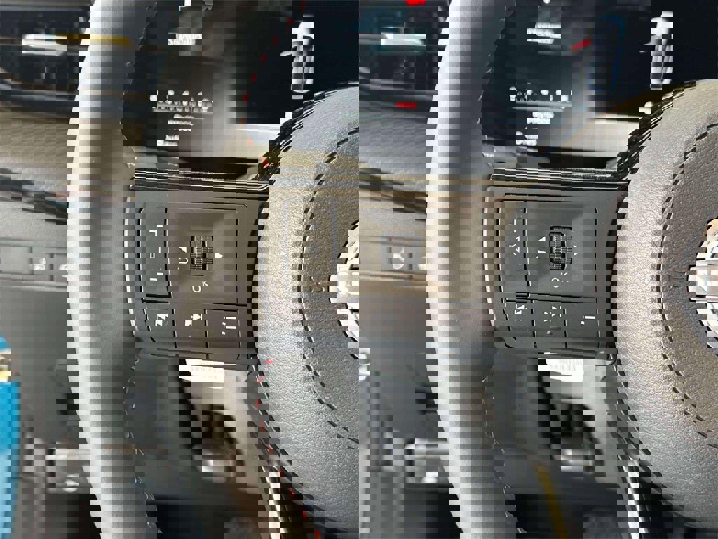 New 2026 Nissan Kicks SR w/ SR Premium Package image 20