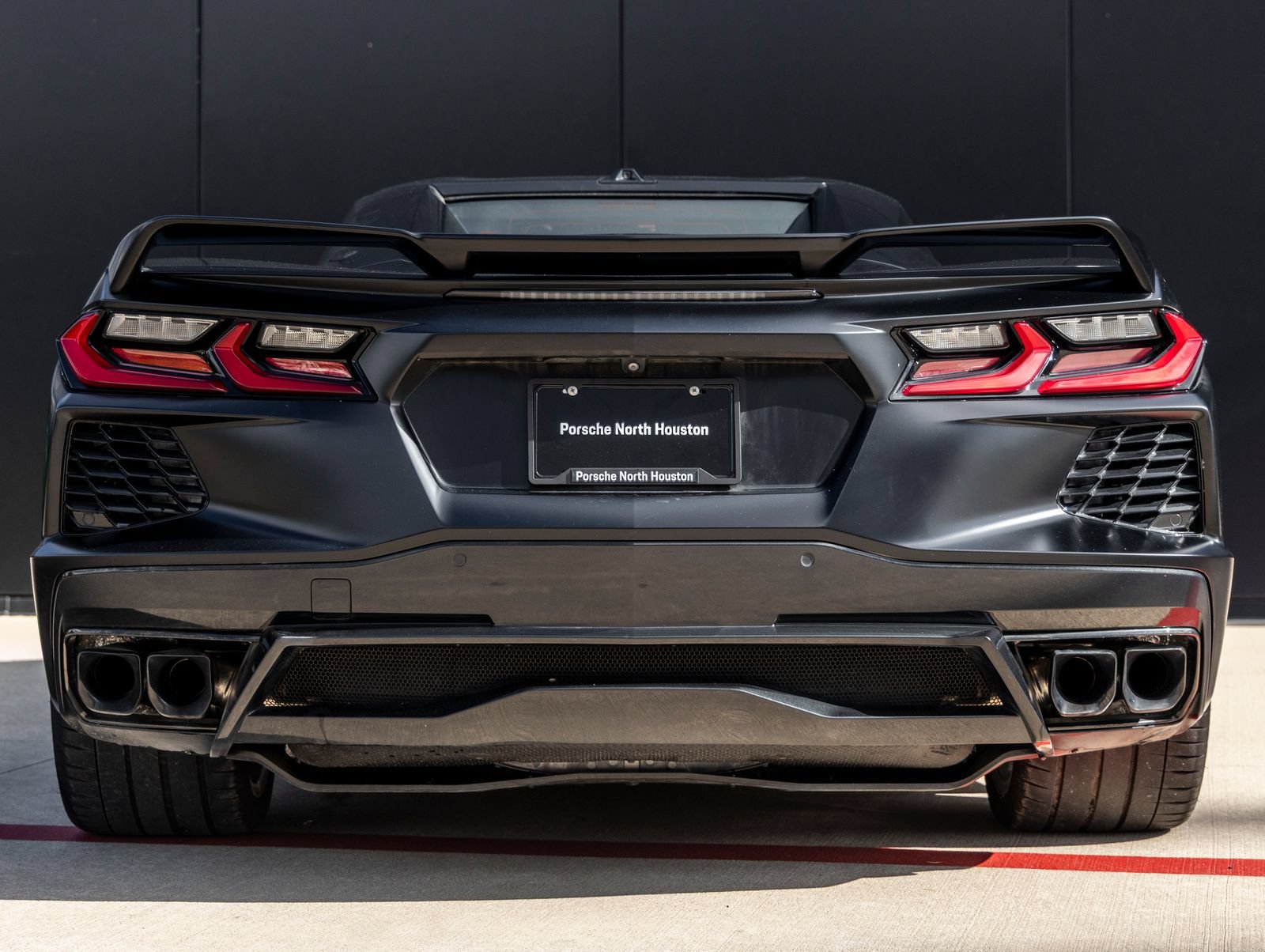 Used 2024 Chevrolet Corvette Stingray Premium Conv w/ Z51 Performance Package RWD image 7