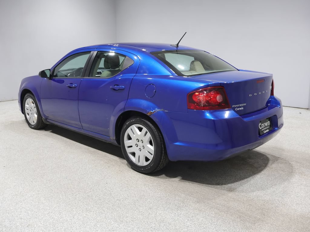 Used 2014 Dodge Avenger SE FWD image 4
