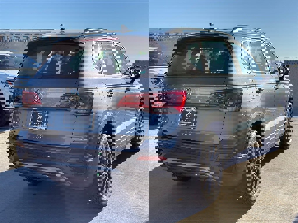 Used 2023 Volkswagen Taos S w/ IQ Drive S Package image 8