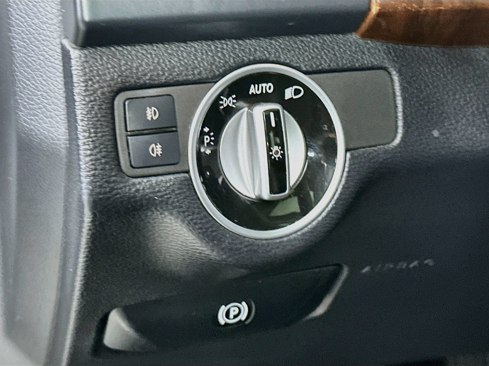 Used 2012 Mercedes-Benz GLK 350 4MATIC image 10