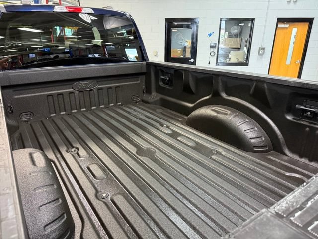 Used 2023 Ford F250 XLT w/ FX4 Off-Road Package AWD/4WD image 22