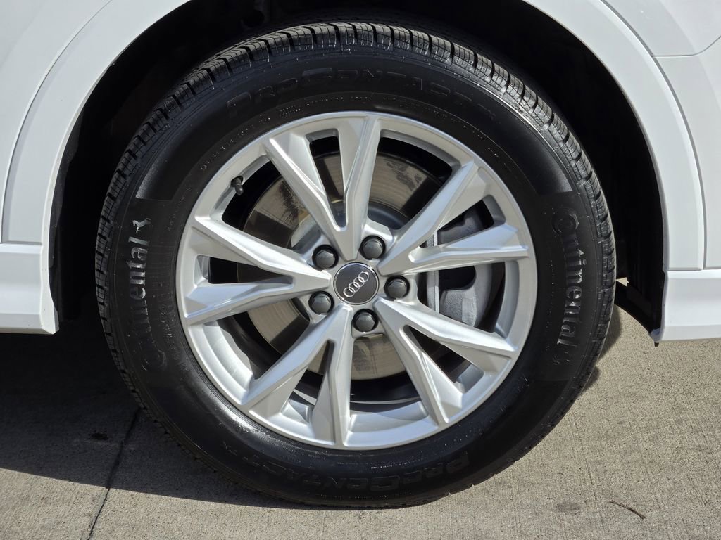 Certified 2021 Audi Q3 2.0T Premium w/ Convenience Package image 14