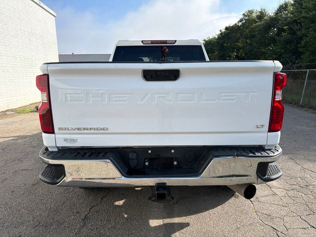 Used 2021 Chevrolet Silverado 2500 LT w/ Fleet Comfort Package AWD/4WD image 3