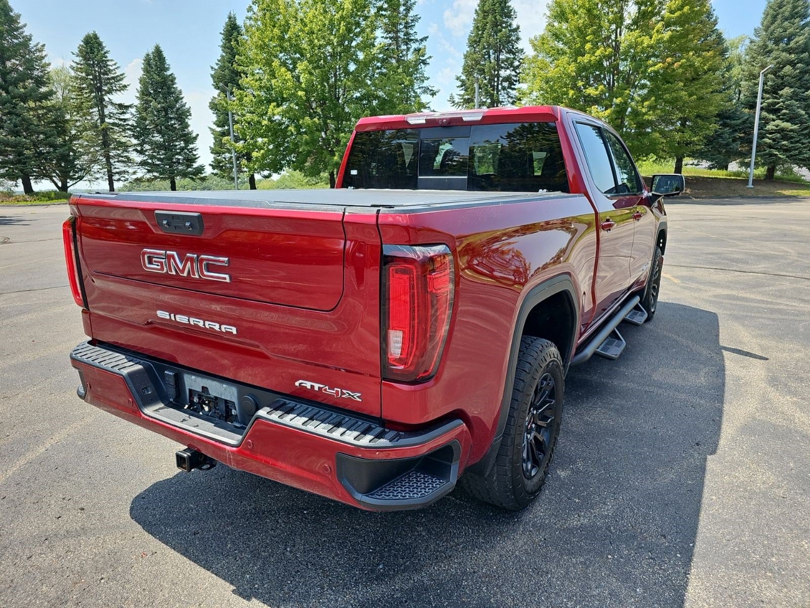 Used 2022 GMC Sierra 1500 AT4X AWD/4WD image 6