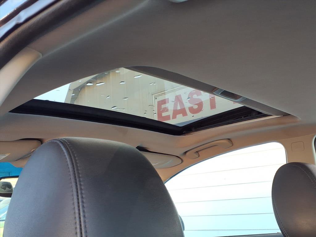 Used 2012 Nissan Altima 3.5 SR w/ Sport Pkg FWD image 12