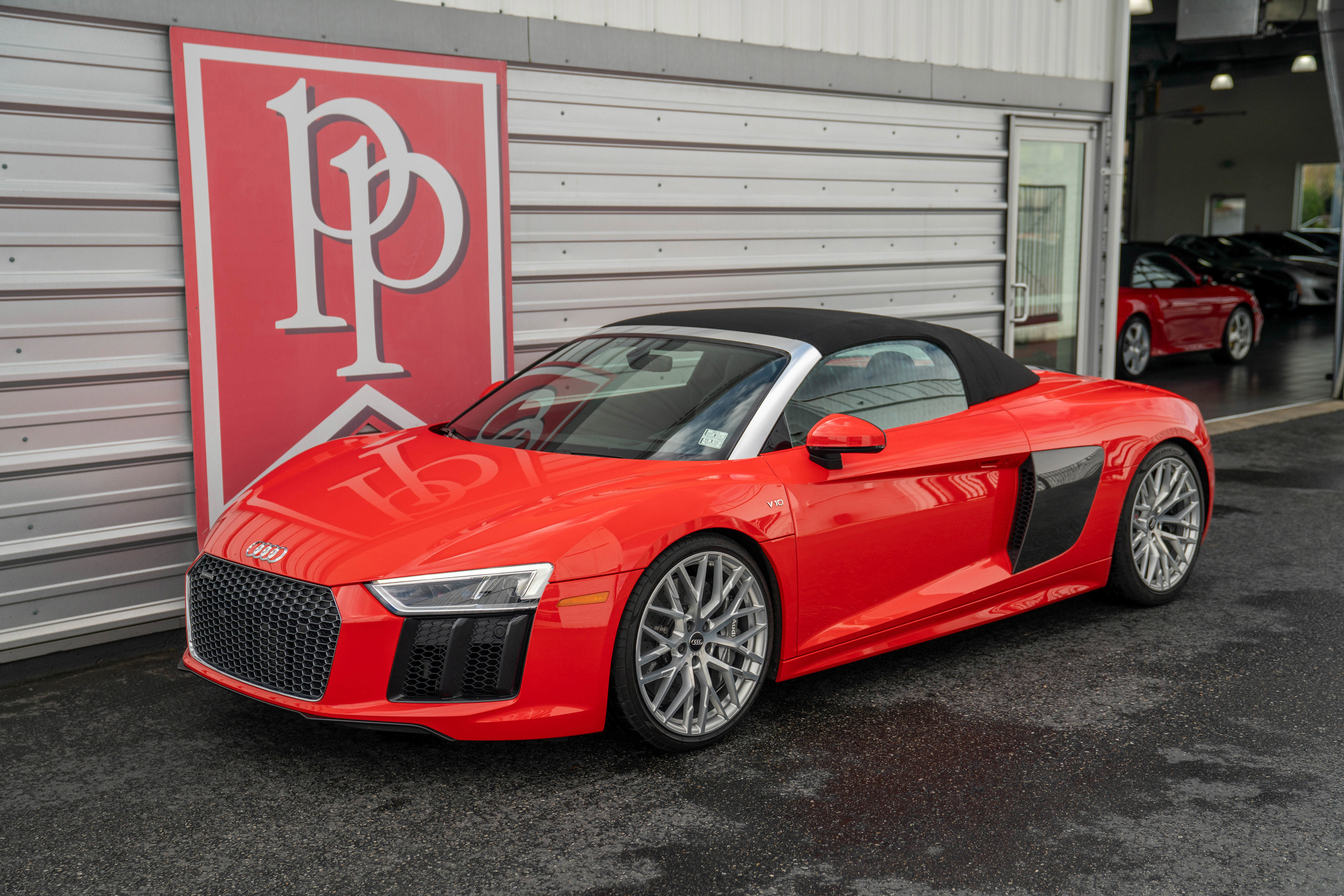 Used 2017 Audi R8 V10 image 38