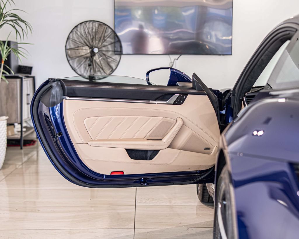 Used 2024 Porsche 911 Turbo S AWD/4WD image 32