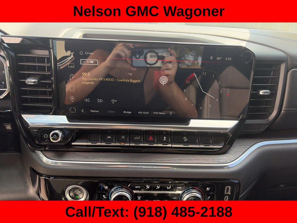 Used 2023 GMC Sierra 1500 SLT AWD/4WD image 24