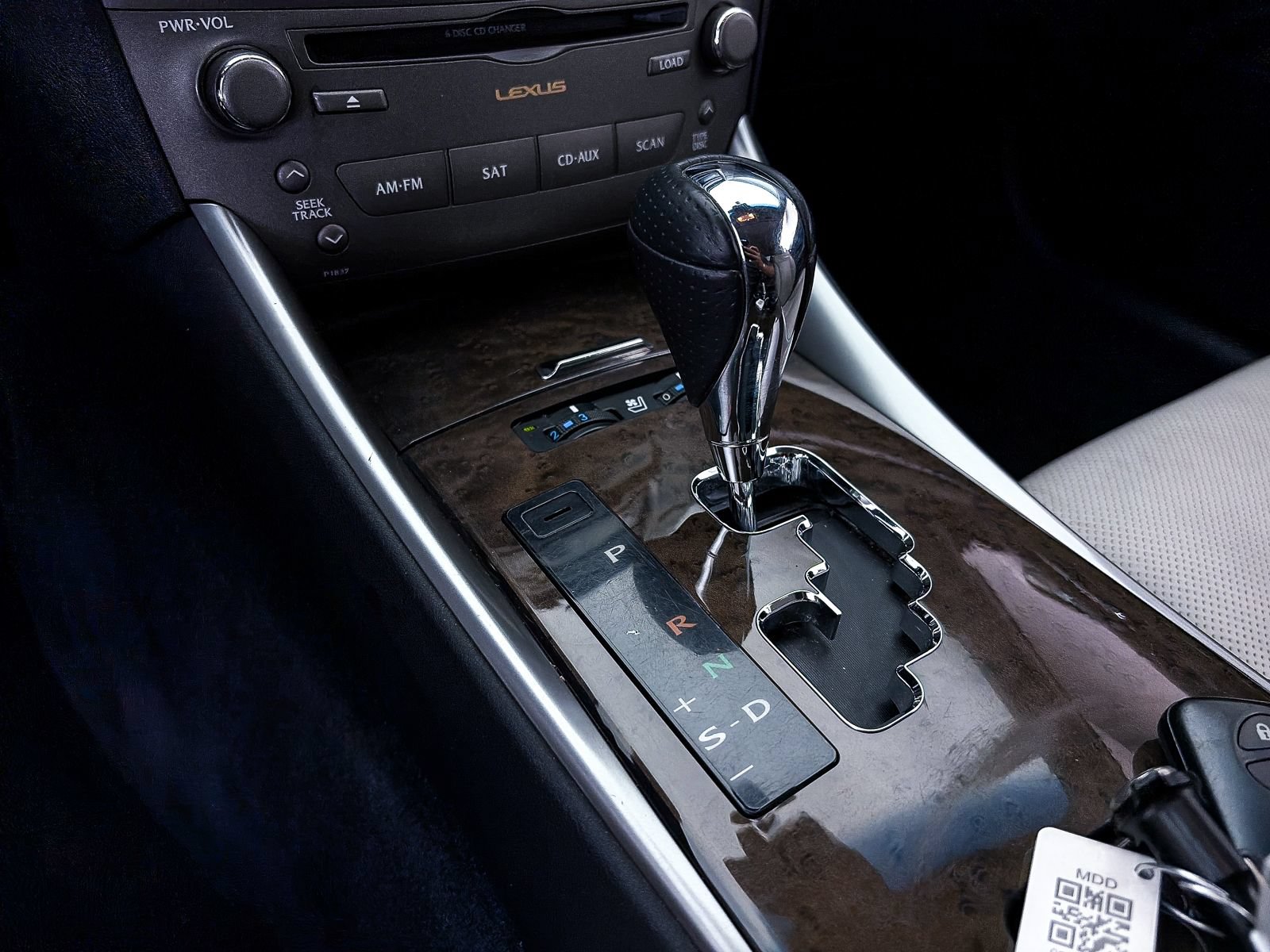 Used 2013 Lexus IS 250C w/ Luxury Pkg RWD image 18