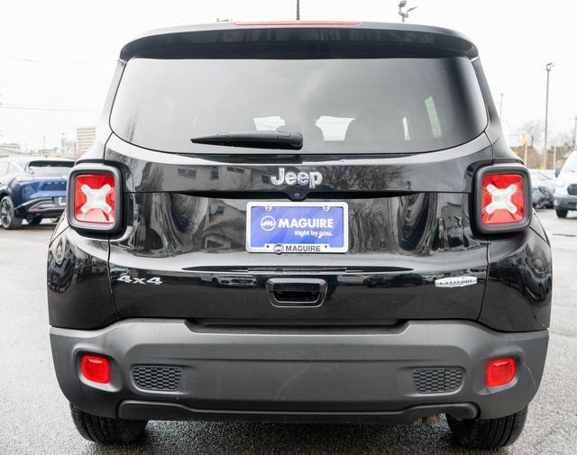 Used 2020 Jeep Renegade Latitude w/ Cold Weather Group AWD/4WD image 7