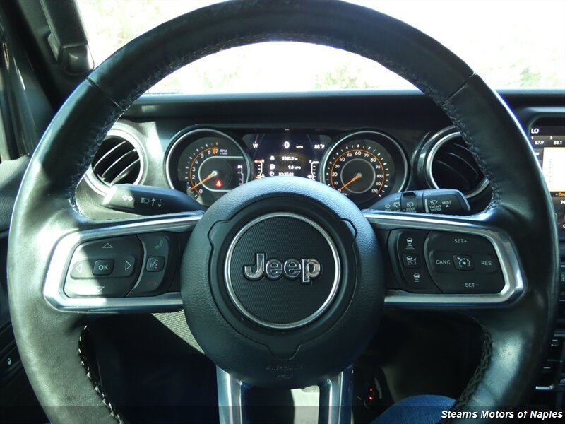Used 2020 Jeep Wrangler Unlimited Sahara AWD/4WD image 24