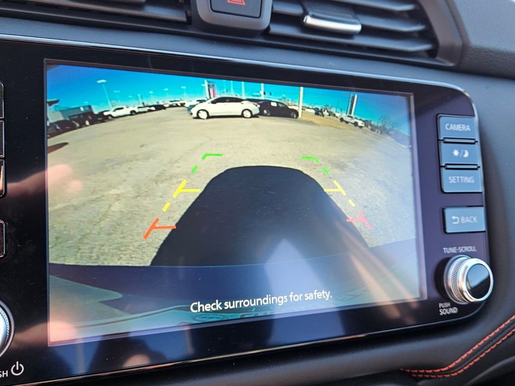 New 2025 Nissan Versa SR w/ Trunk Package image 21