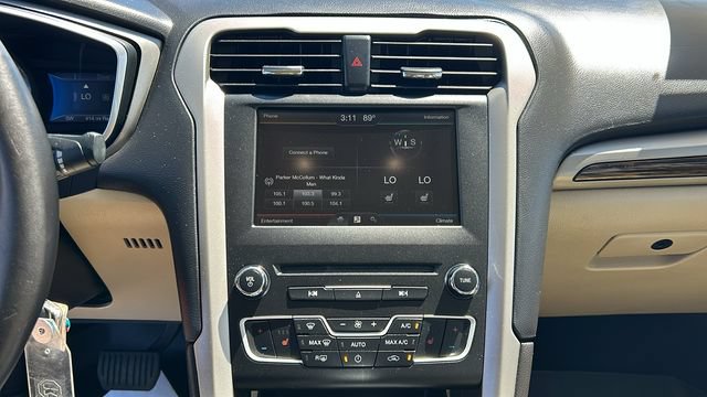 Used 2016 Ford Fusion Energi SE FWD image 20