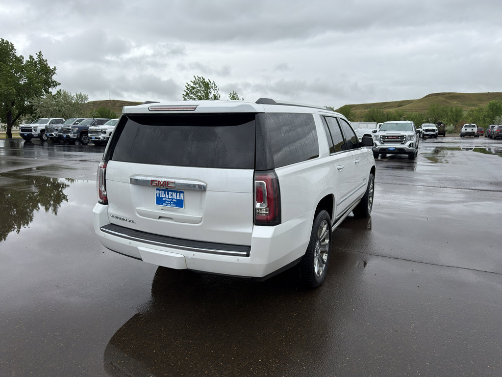Used 2016 GMC Yukon XL Denali w/ Open Road Package AWD/4WD image 28
