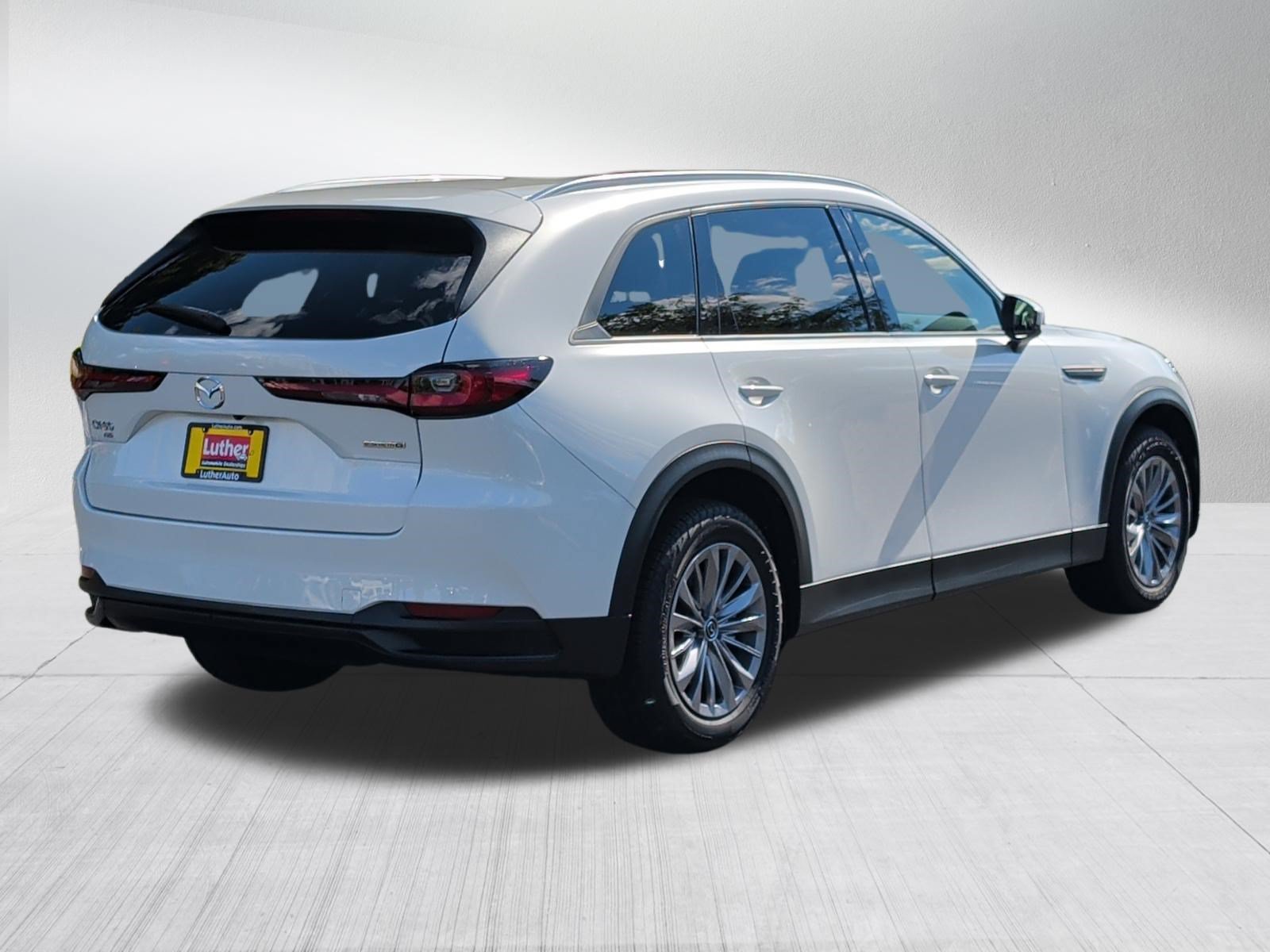 Used 2024 MAZDA CX-90 3.3 Turbo w/ Preferred Plus AWD/4WD image 7