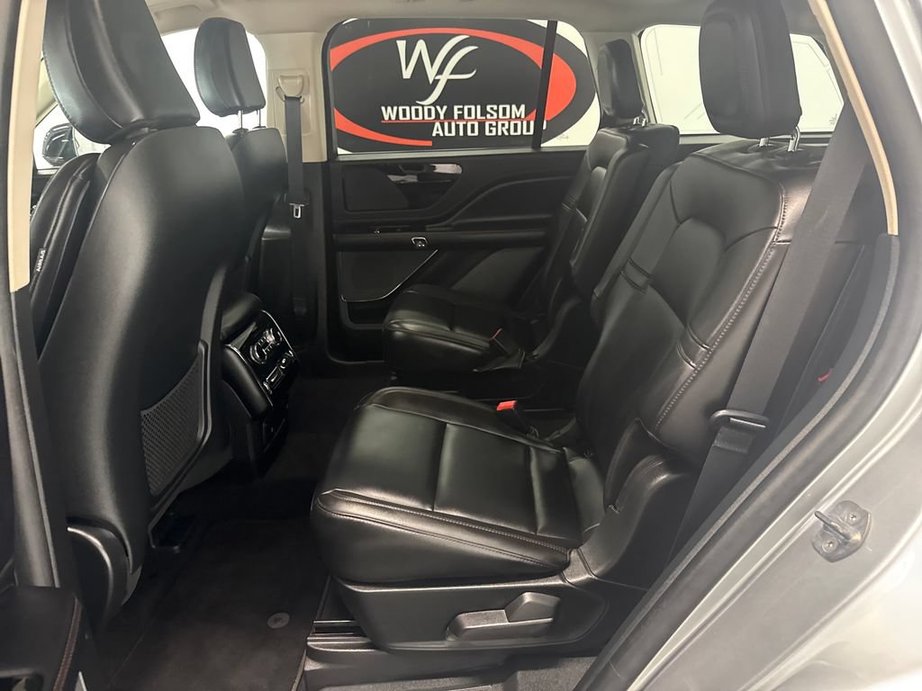 Used 2023 Lincoln Aviator 2WD w/ Premium Package image 13
