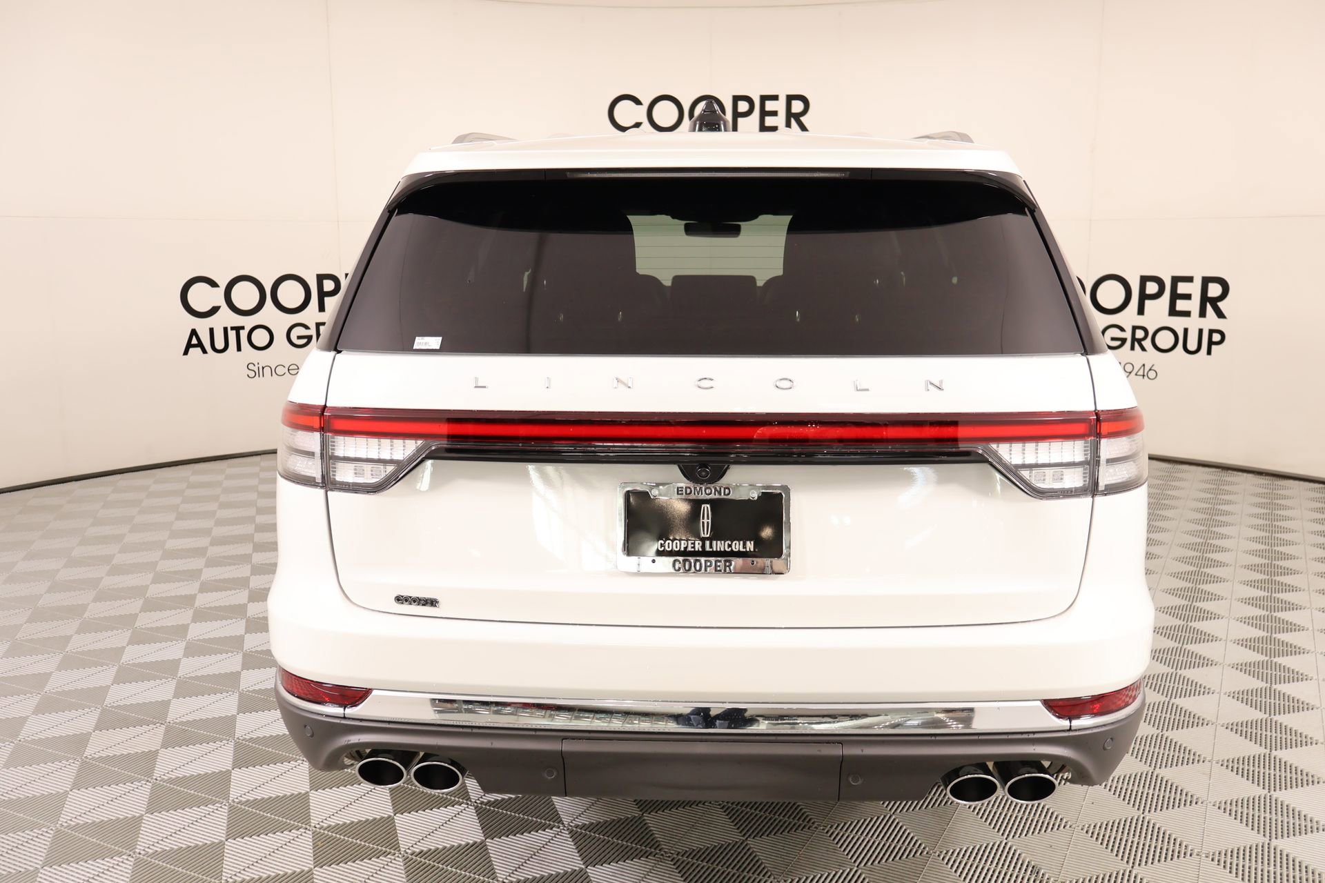New 2026 Lincoln Aviator Reserve AWD/4WD image 23