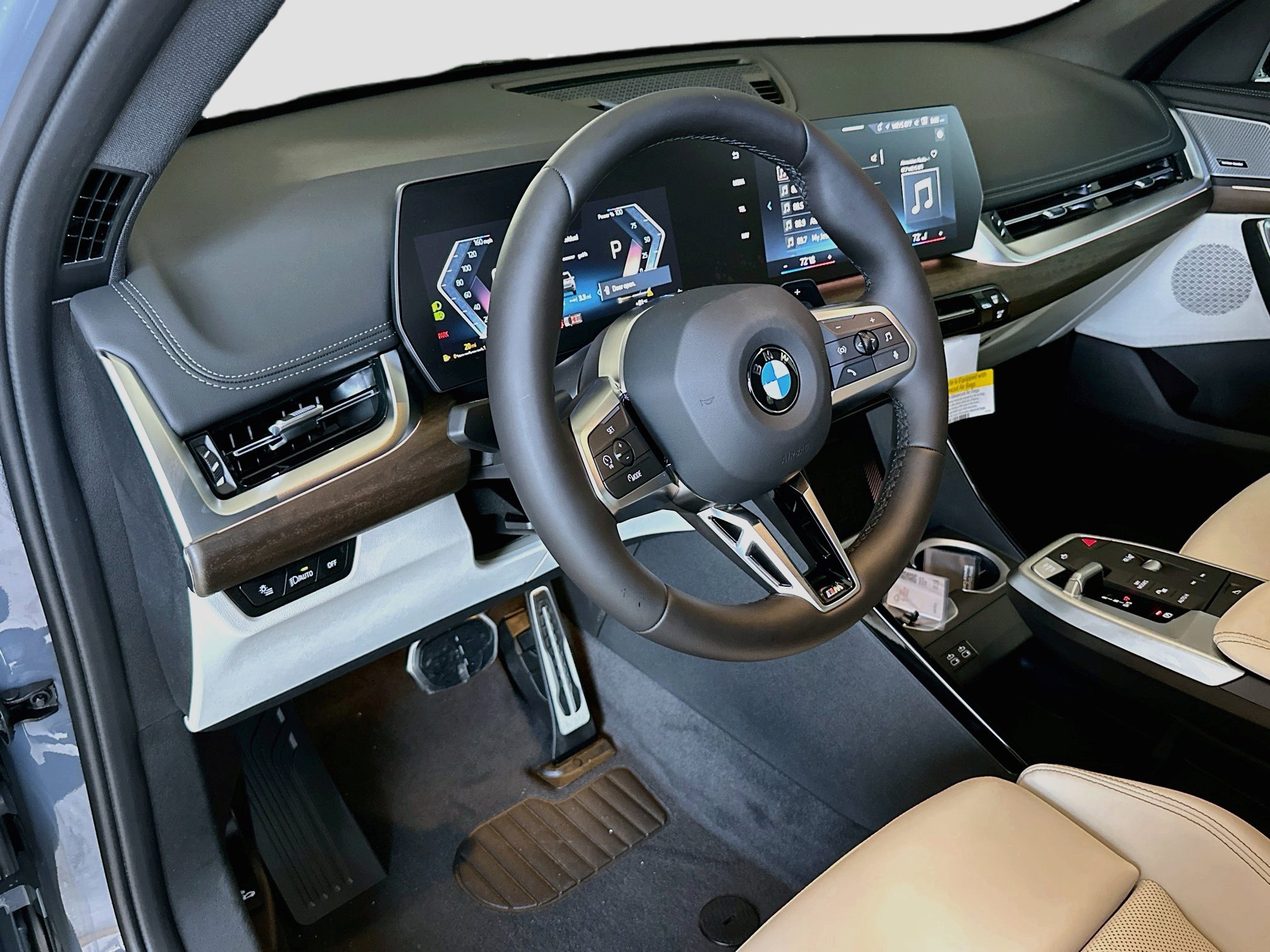 New 2027 BMW X1 xDrive28i w/ M Sport Package AWD/4WD image 7