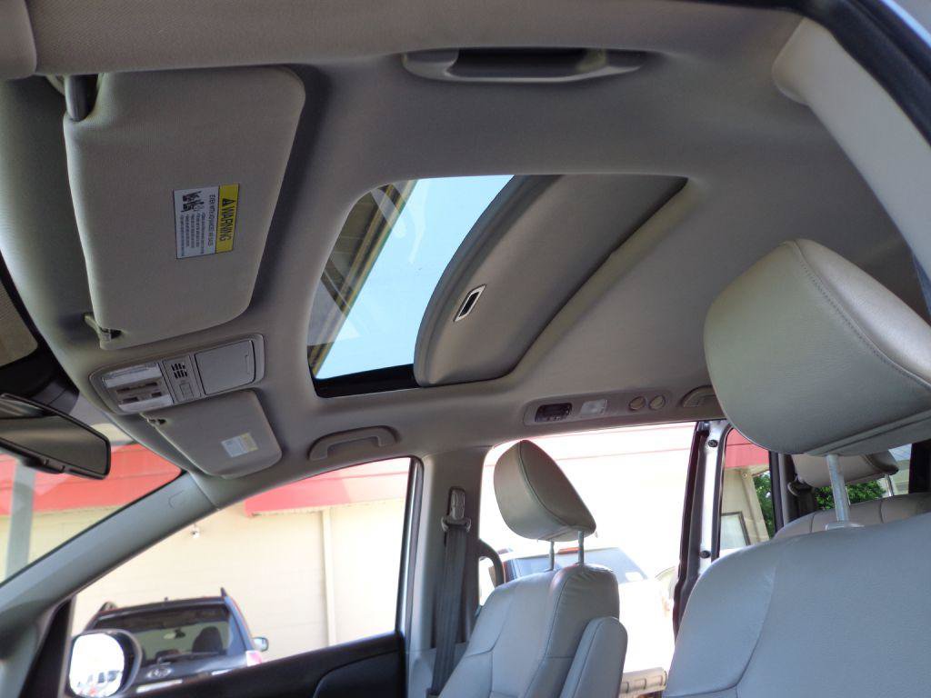Used 2017 Honda Odyssey EX-L image 23