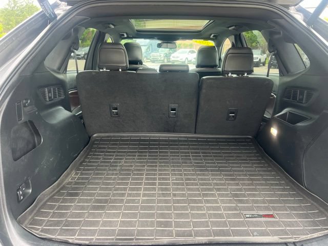 Used 2021 Ford Edge Titanium w/ Equipment Group 301A AWD/4WD image 15