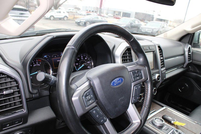 Used 2019 Ford Expedition Platinum image 14