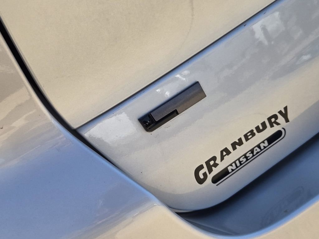 Used 2022 Jeep Grand Cherokee L Altitude image 9