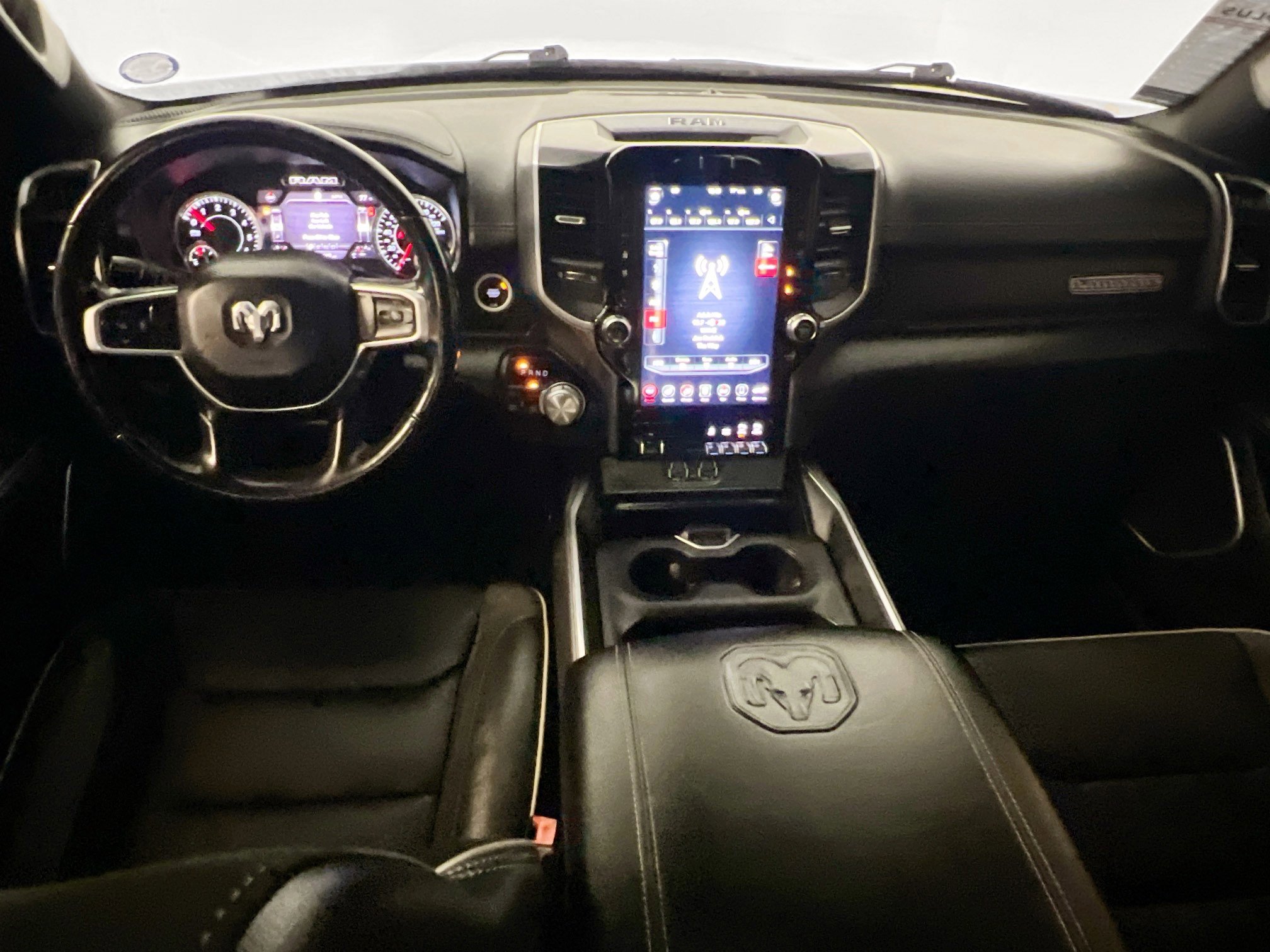 Used 2020 RAM 1500 Laramie w/ Sport Appearance Package image 30