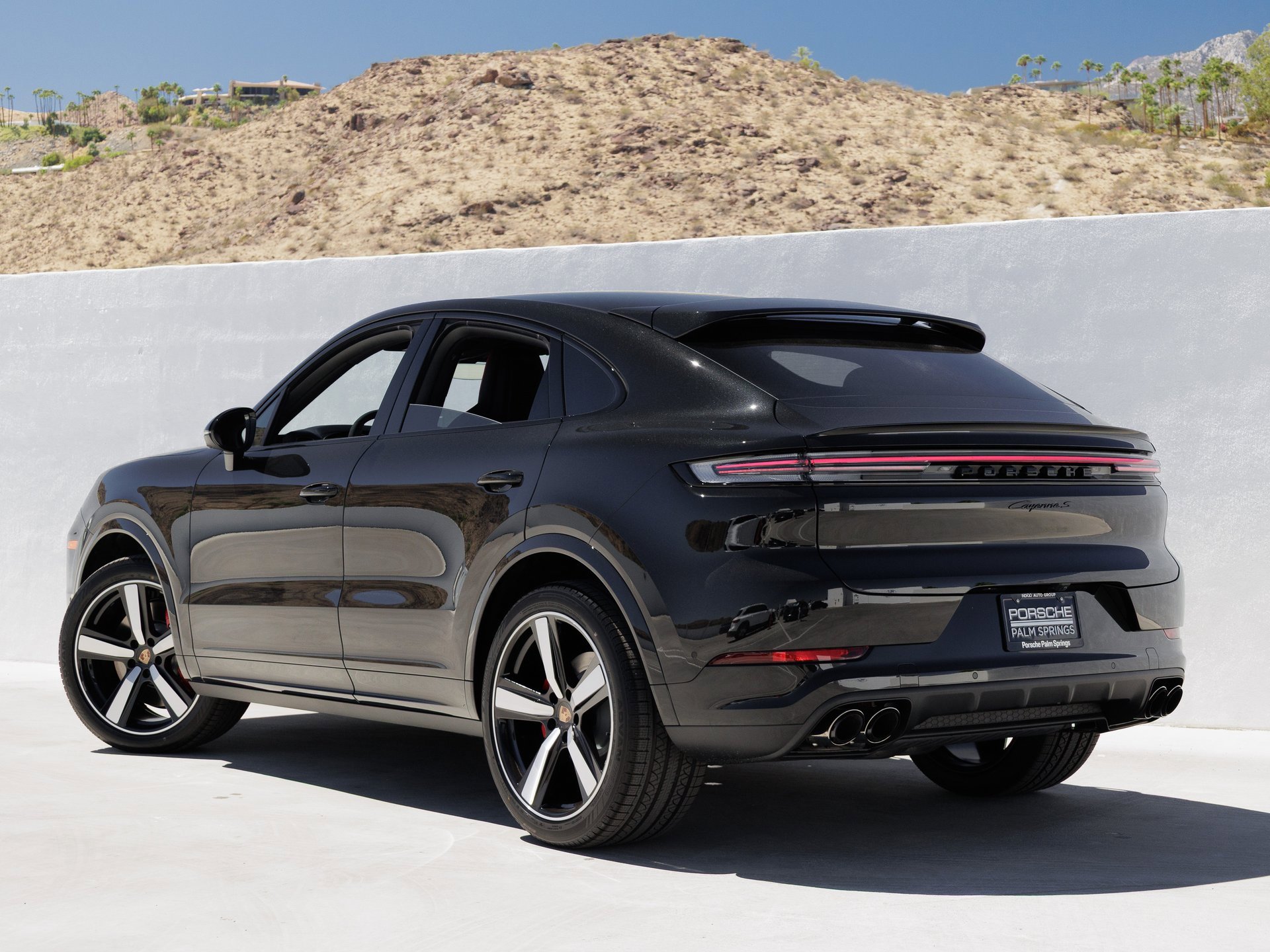 New 2026 Porsche Cayenne S image 3