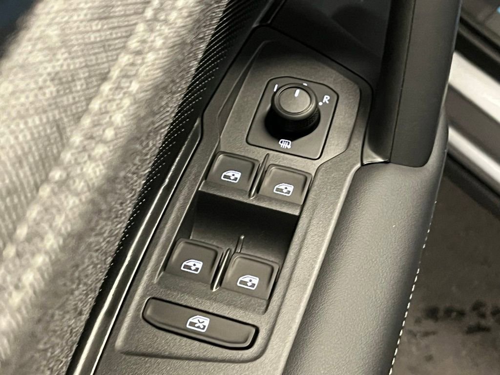 New 2026 Volkswagen Tiguan S FWD image 18