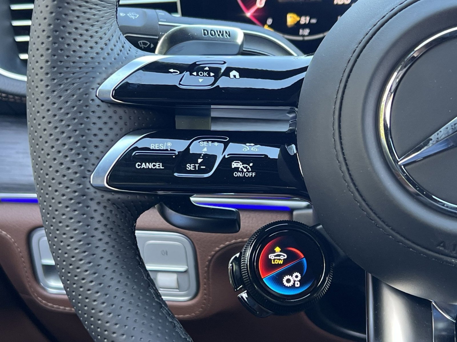New 2026 Mercedes-Benz GLE 53 AMG 4MATIC Coupe image 31