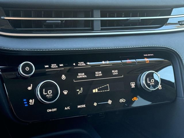 Certified 2023 INFINITI QX60 Luxe w/ Performance Audio Package image 13