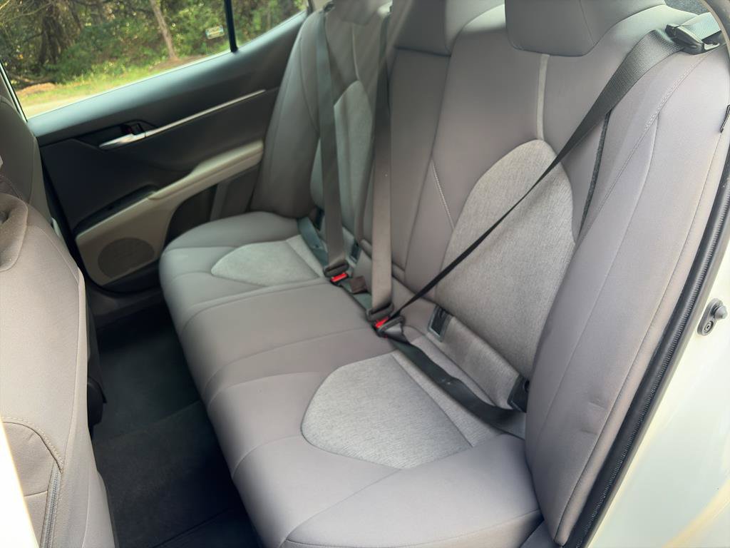 Used 2022 Toyota Camry LE FWD image 23
