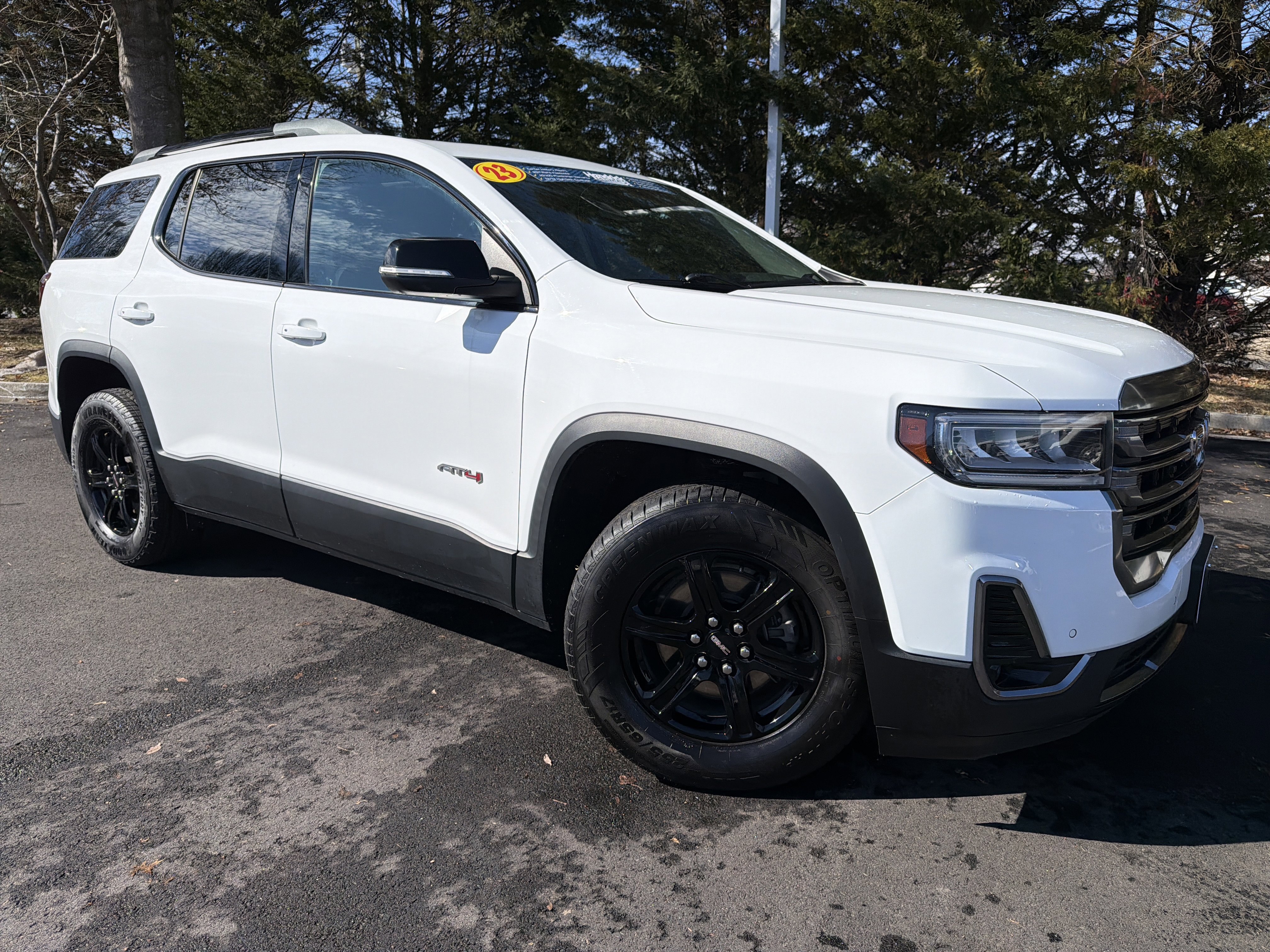 Used 2023 GMC Acadia AT4 w/ Technology Package image 2