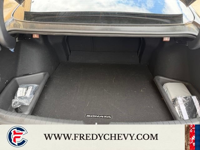 Used 2023 Hyundai Sonata Limited w/ Cargo Package FWD image 28