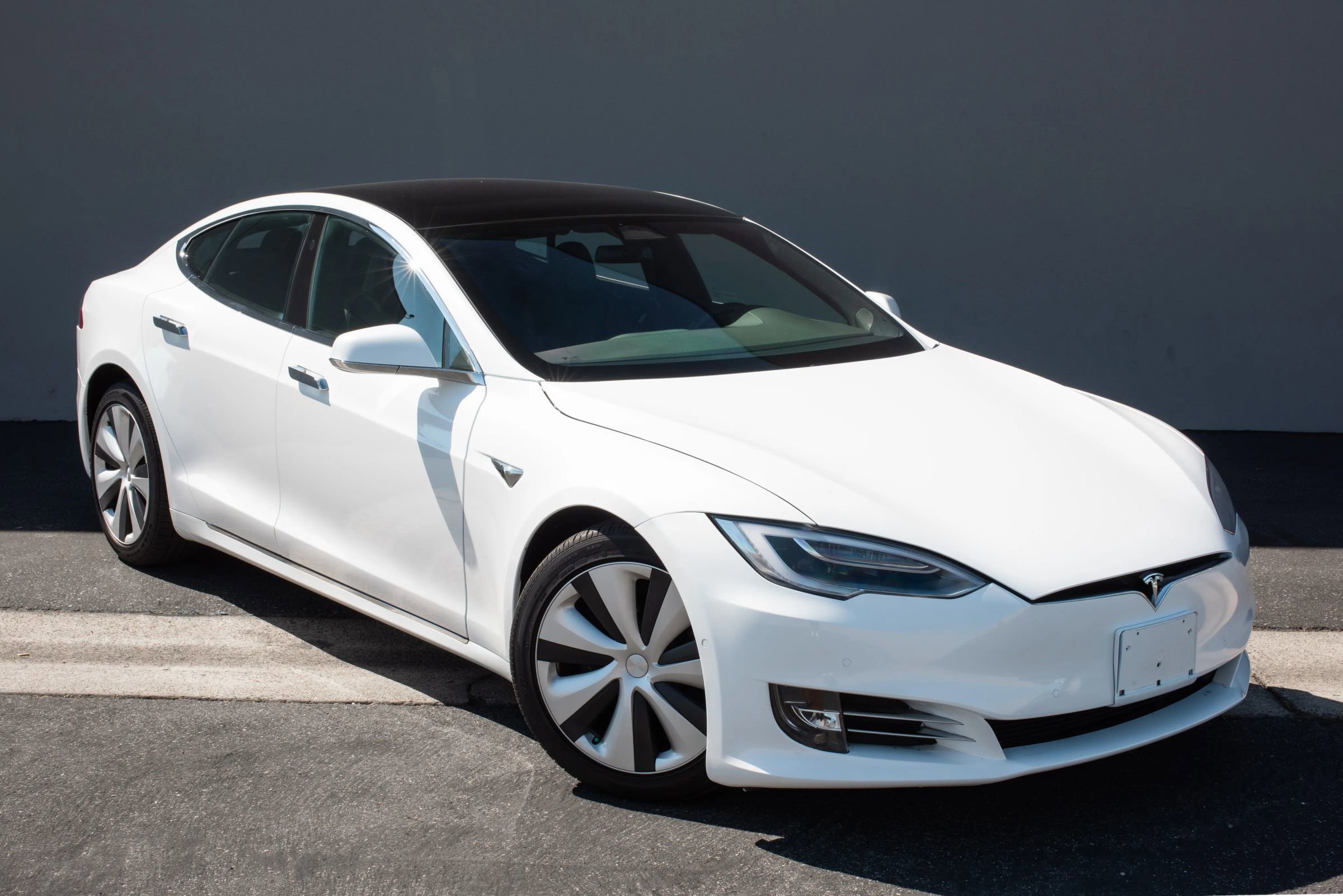 Used 2021 Tesla Model S Long Range Plus image 6
