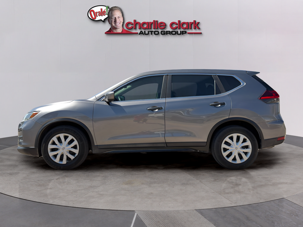 Used 2020 Nissan Rogue S FWD image 2