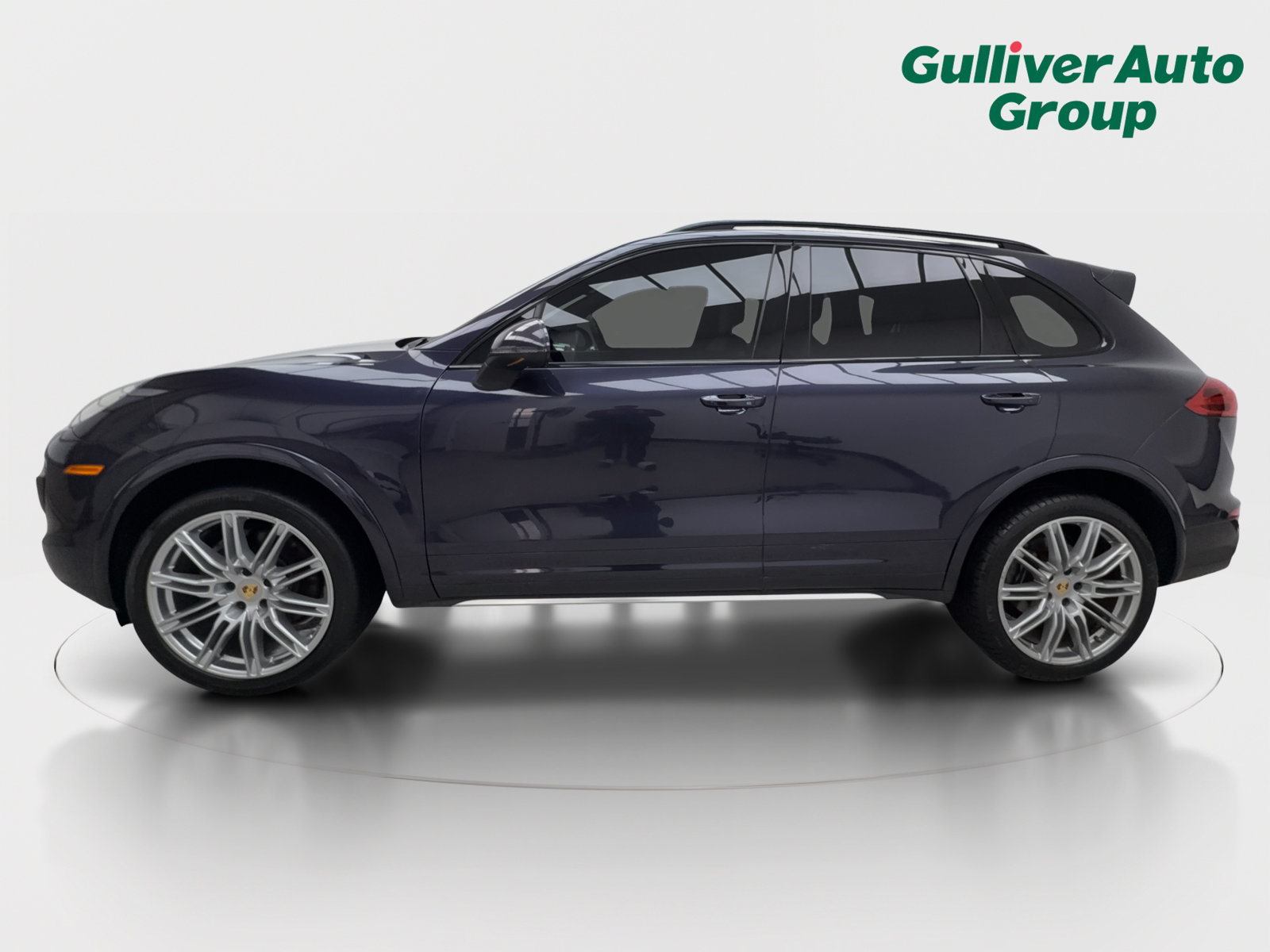 Used 2018 Porsche Cayenne Platinum Edition w/ Premium Package Plus AWD/4WD image 3