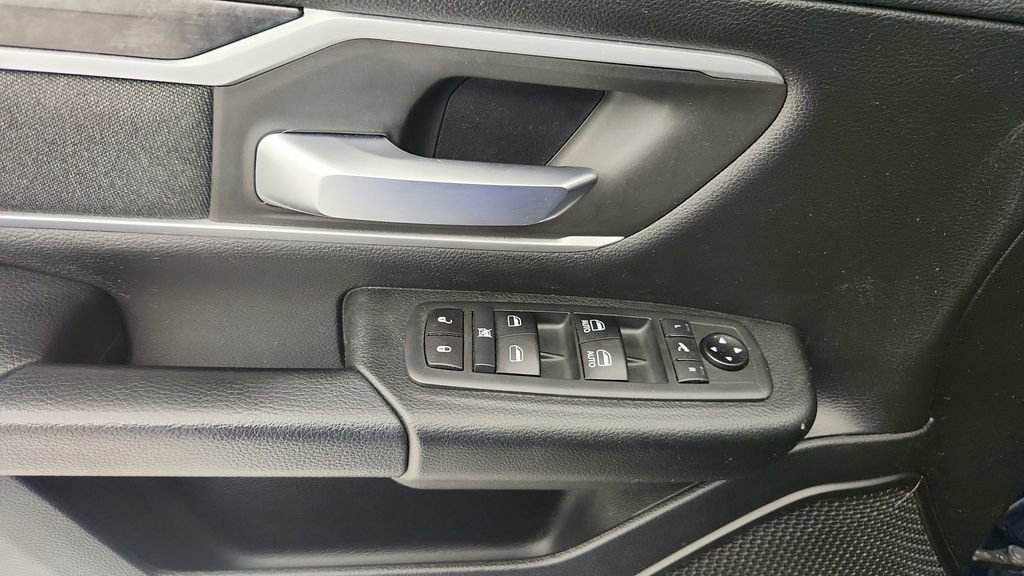 Used 2021 RAM 1500 Lone Star image 24