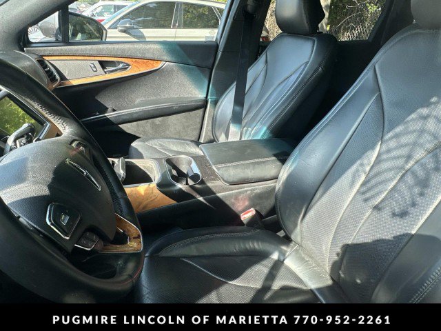 Used 2017 Lincoln MKX Reserve FWD image 9