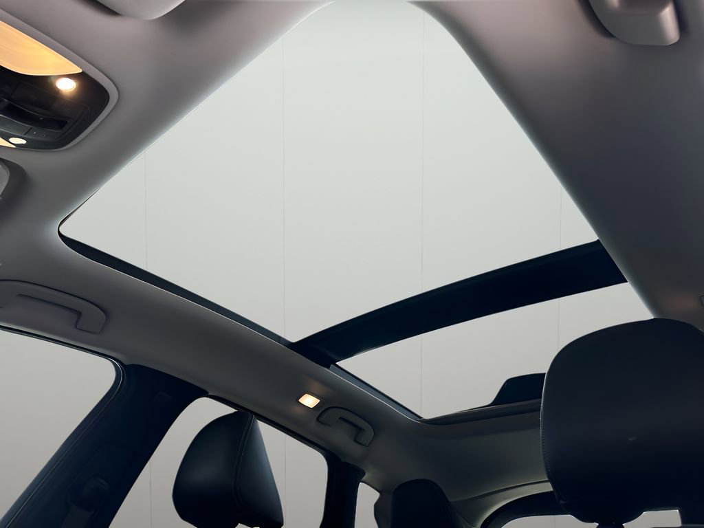 Used 2022 INFINITI QX50 Sensory image 26