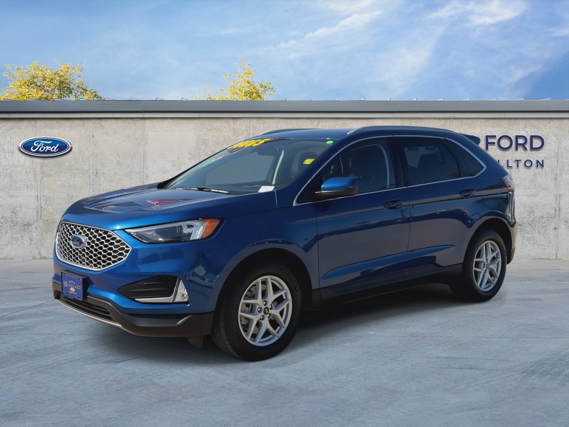 Certified 2024 Ford Edge SEL w/ Convenience Package AWD/4WD image 4