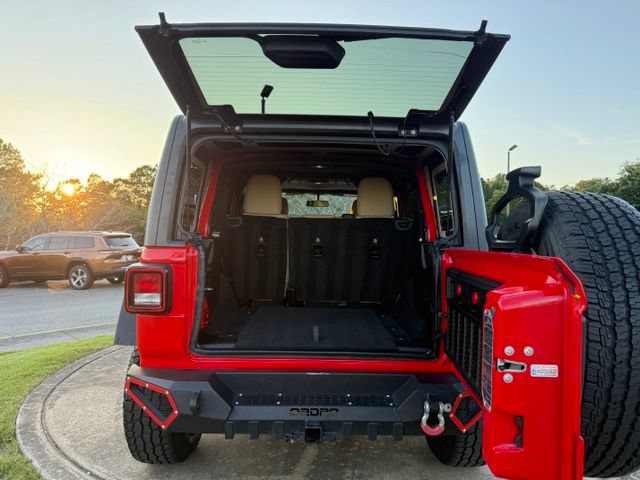 Used 2018 Jeep Wrangler Unlimited Sport S AWD/4WD image 29