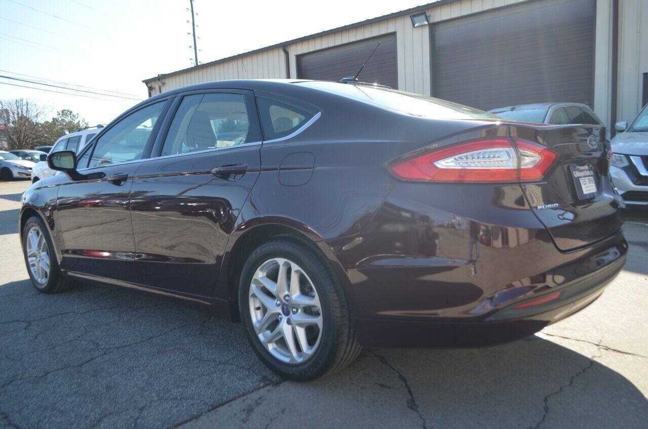 Used 2013 Ford Fusion SE image 5