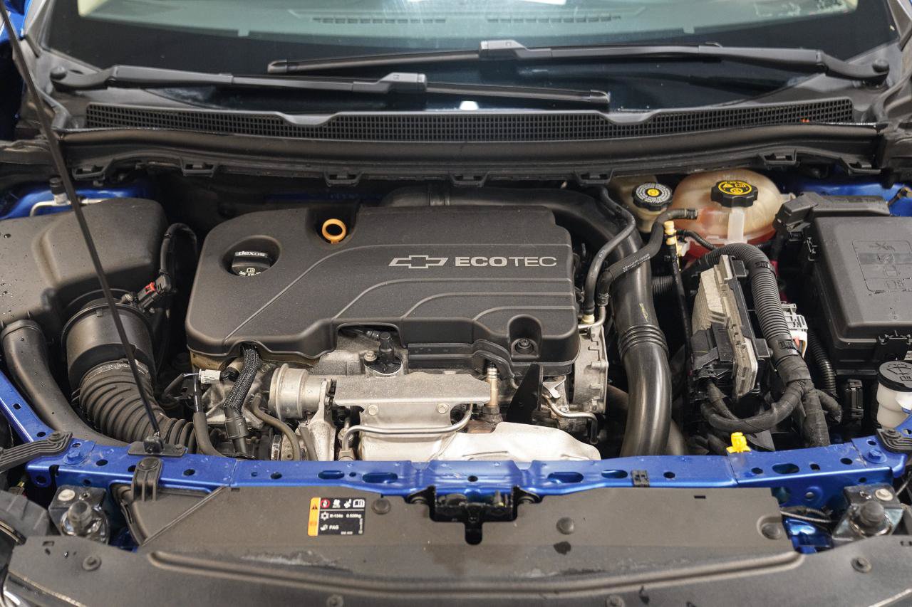 Used 2017 Chevrolet Cruze LT FWD image 30