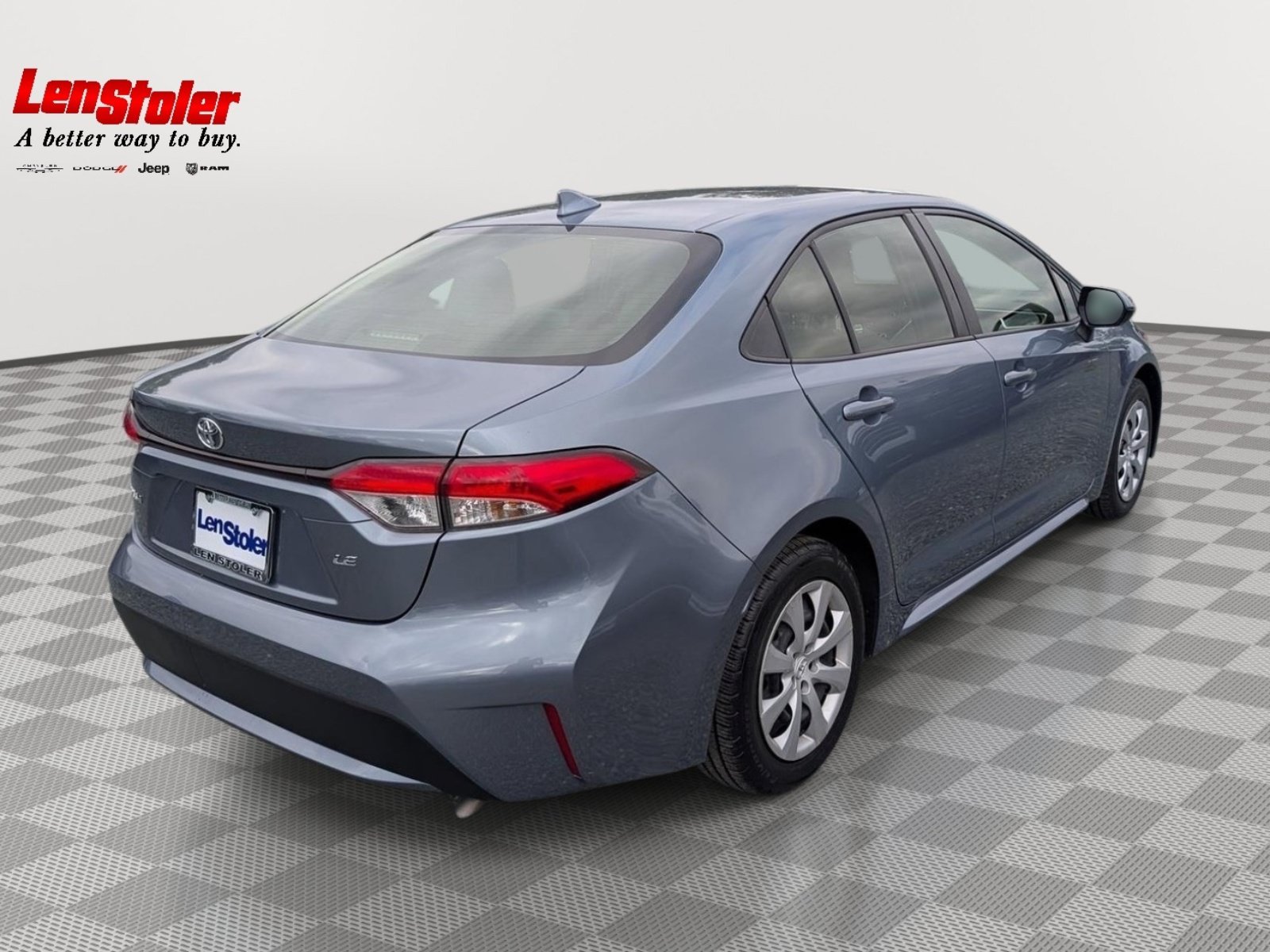 Used 2022 Toyota Corolla LE FWD image 5