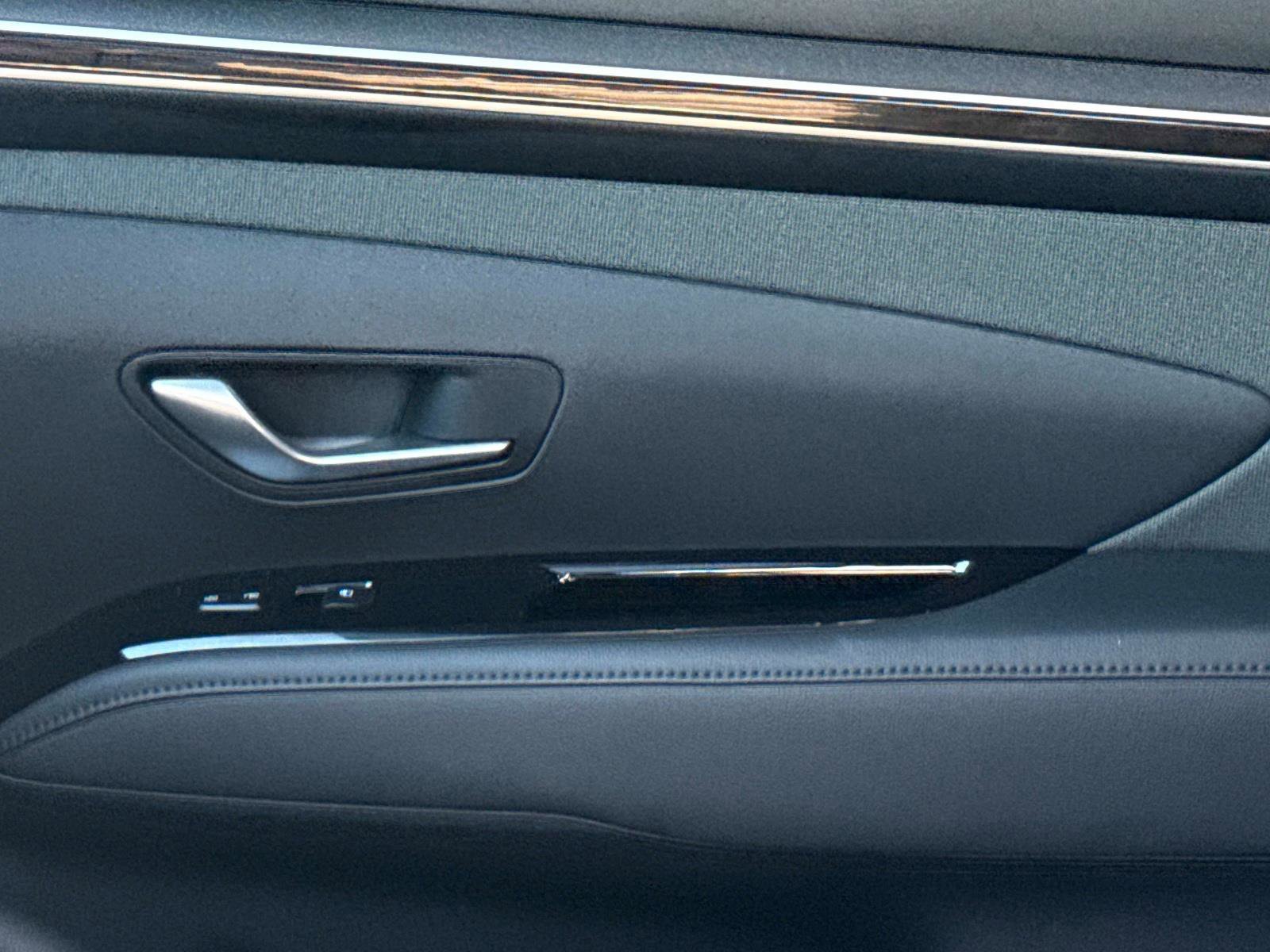 Used 2024 Hyundai Santa Cruz Limited image 21