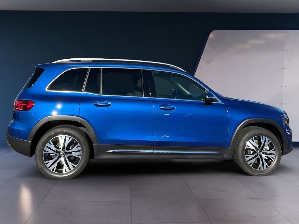 Certified 2025 Mercedes-Benz GLB 250 4MATIC image 5